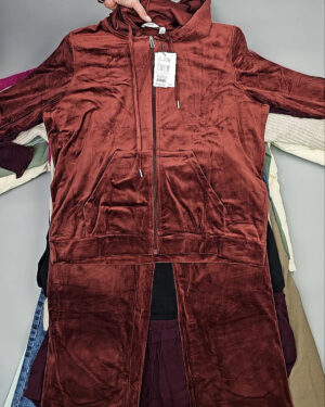 DK+Bestseller 085 - Сток оптом